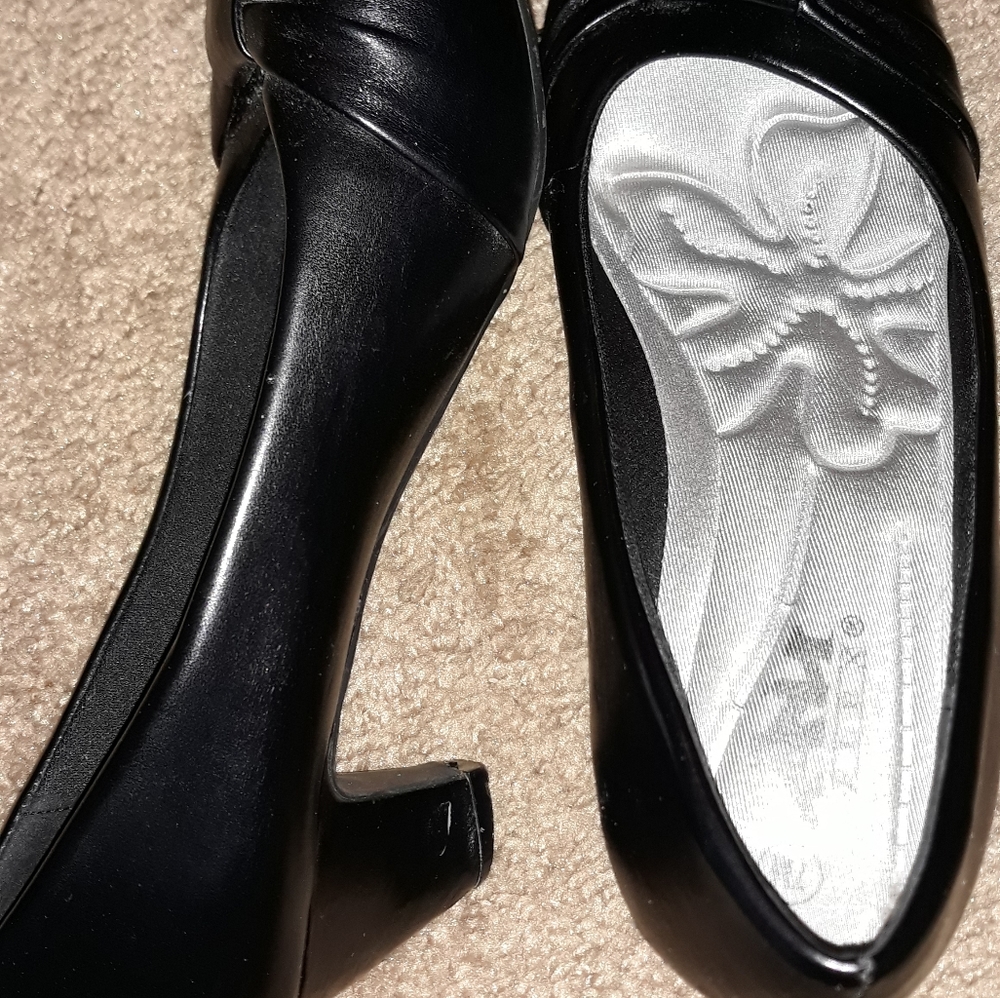 COPY - AIR FLEX Casual pumps...7M..Black